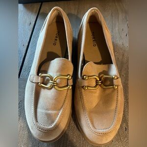 Torrid Clean Loafers Chunky Lug Sole Tan Slip On Flats Womens Size 9.5 WW